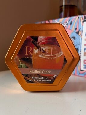 Roots Mulled Cider Beeswax Tin Candle - Orange Metallic